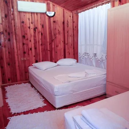 Guest house Korsan Olympos